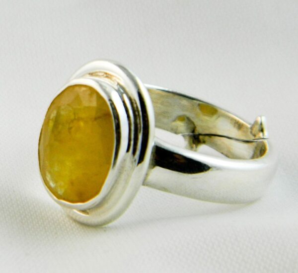 Sunshine Splendor Yellow Sapphire Ring