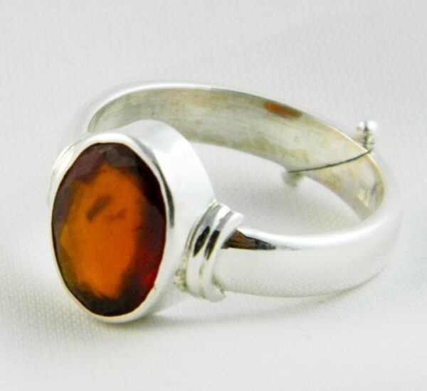Gleaming Gomed Ring